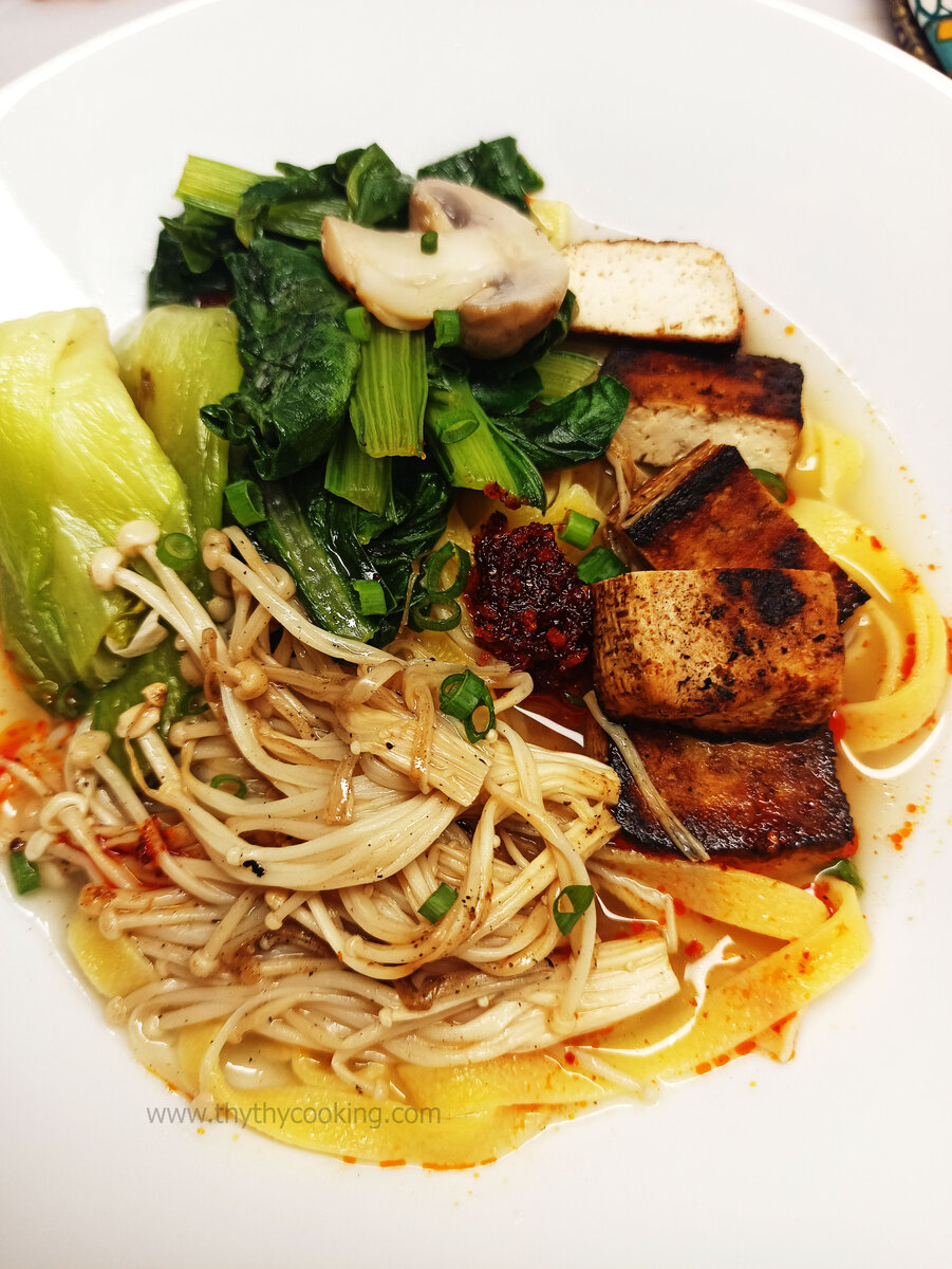 MÌ VỊT TIỀM CHAY 