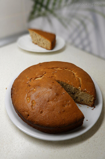 EASY WALNUT COFFEE CAKE WITH HONEY